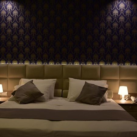 The King Resort Bërxull エクステリア 写真