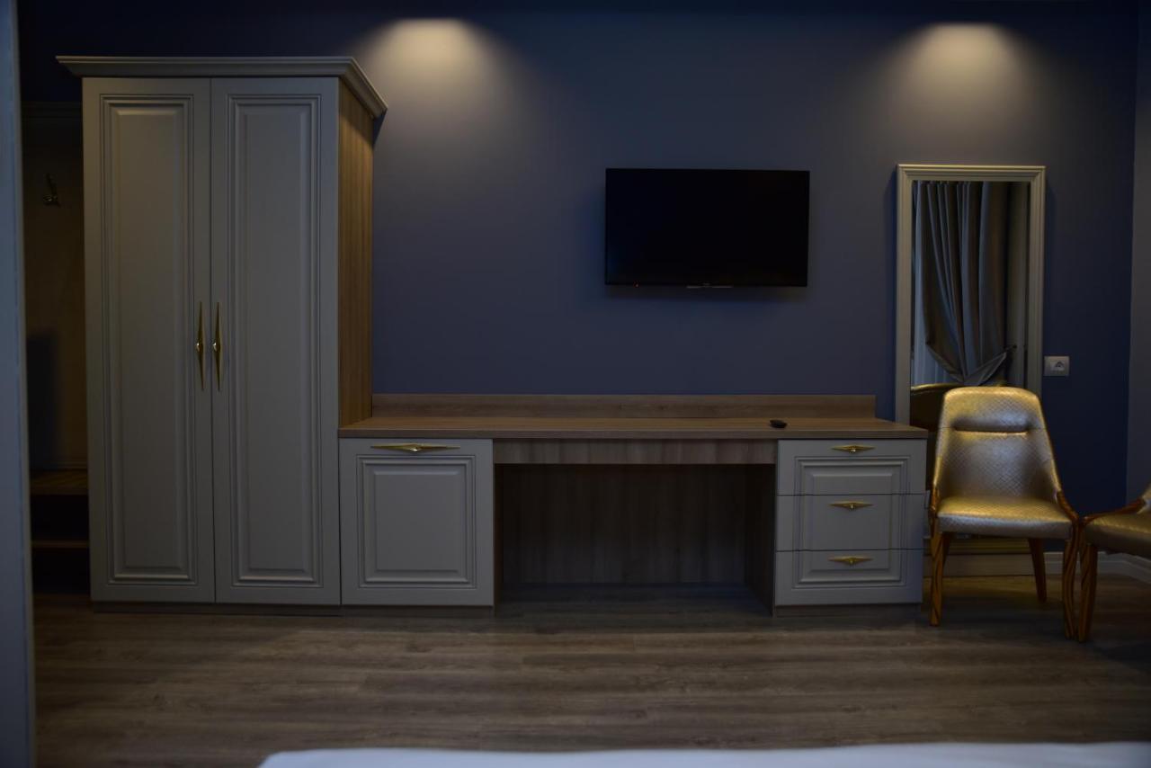 The King Resort Bërxull エクステリア 写真