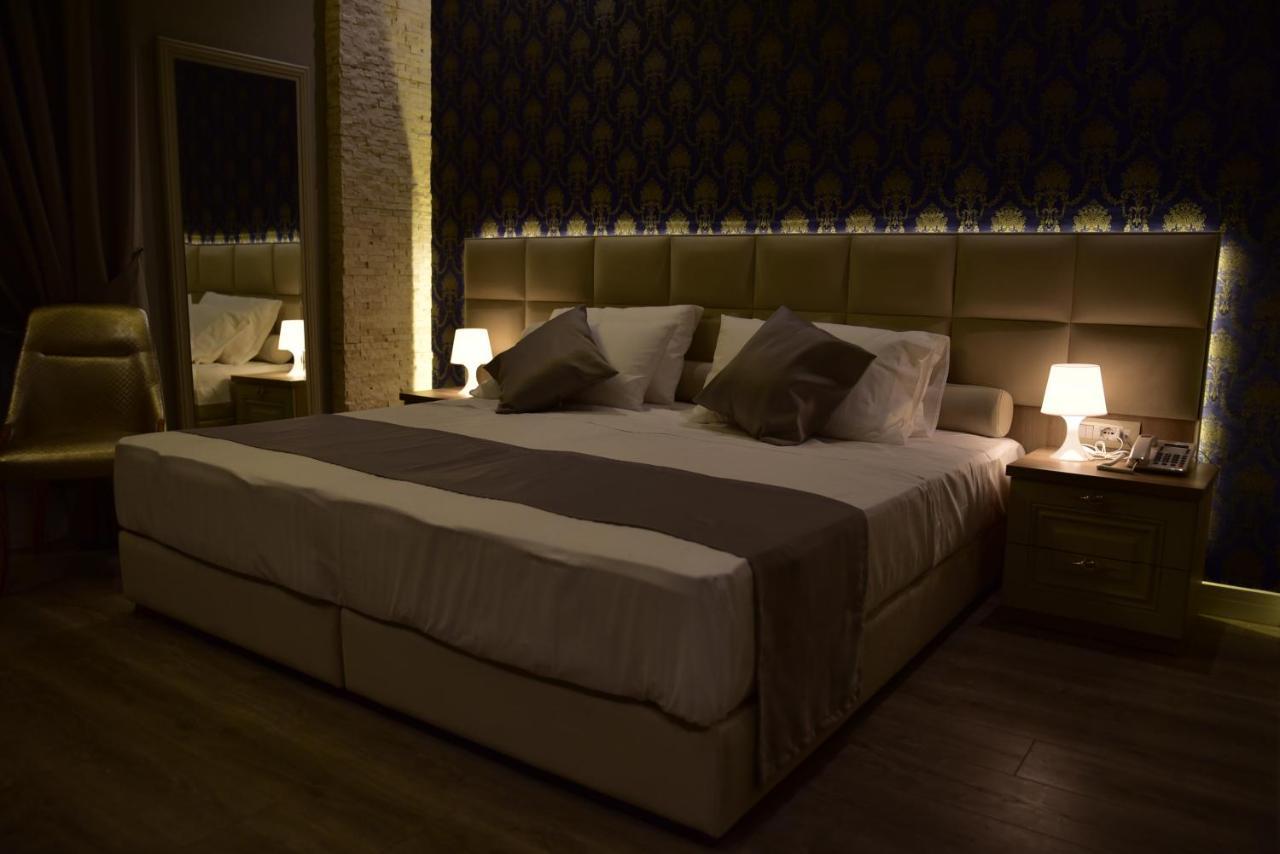 The King Resort Bërxull エクステリア 写真