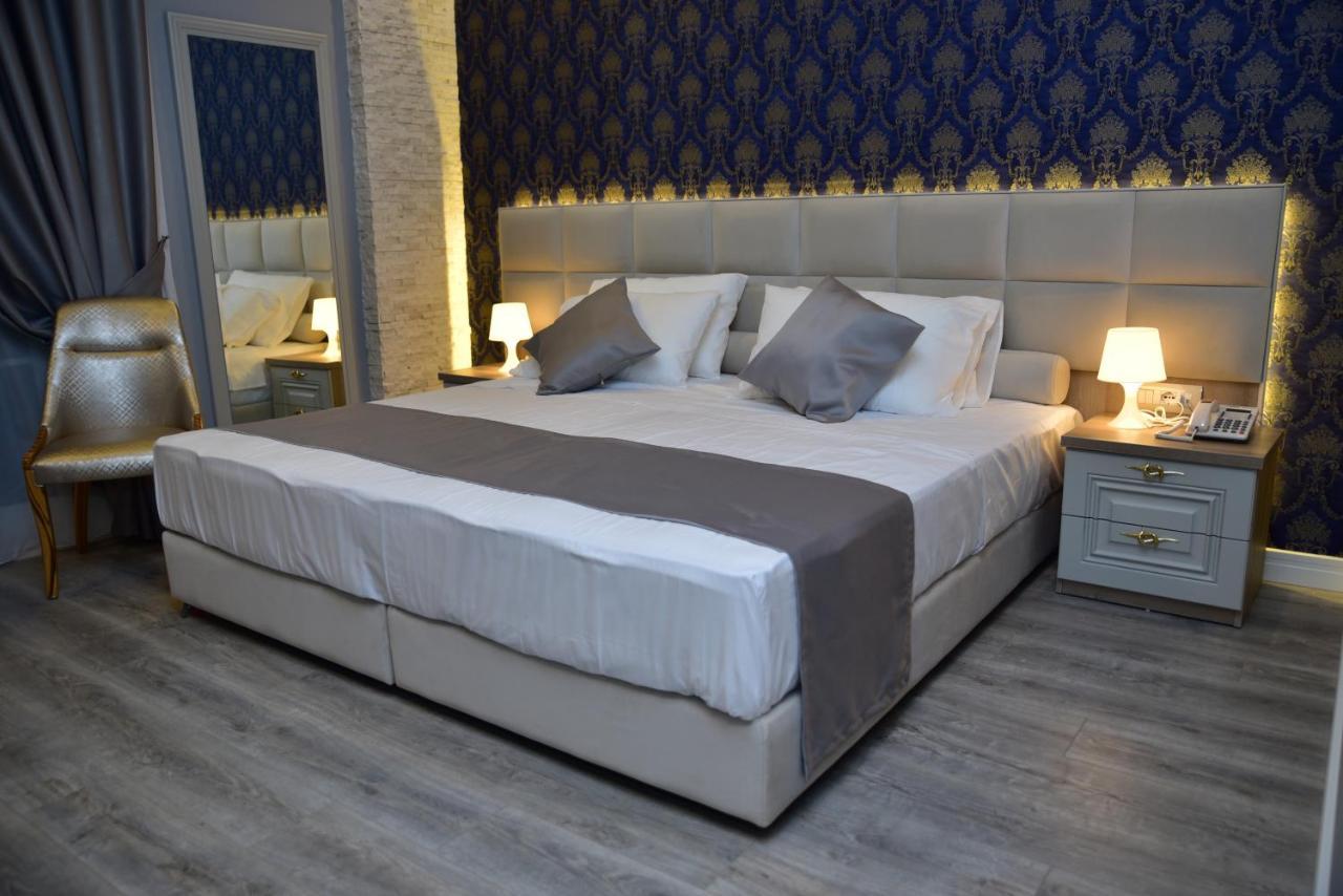 The King Resort Bërxull エクステリア 写真