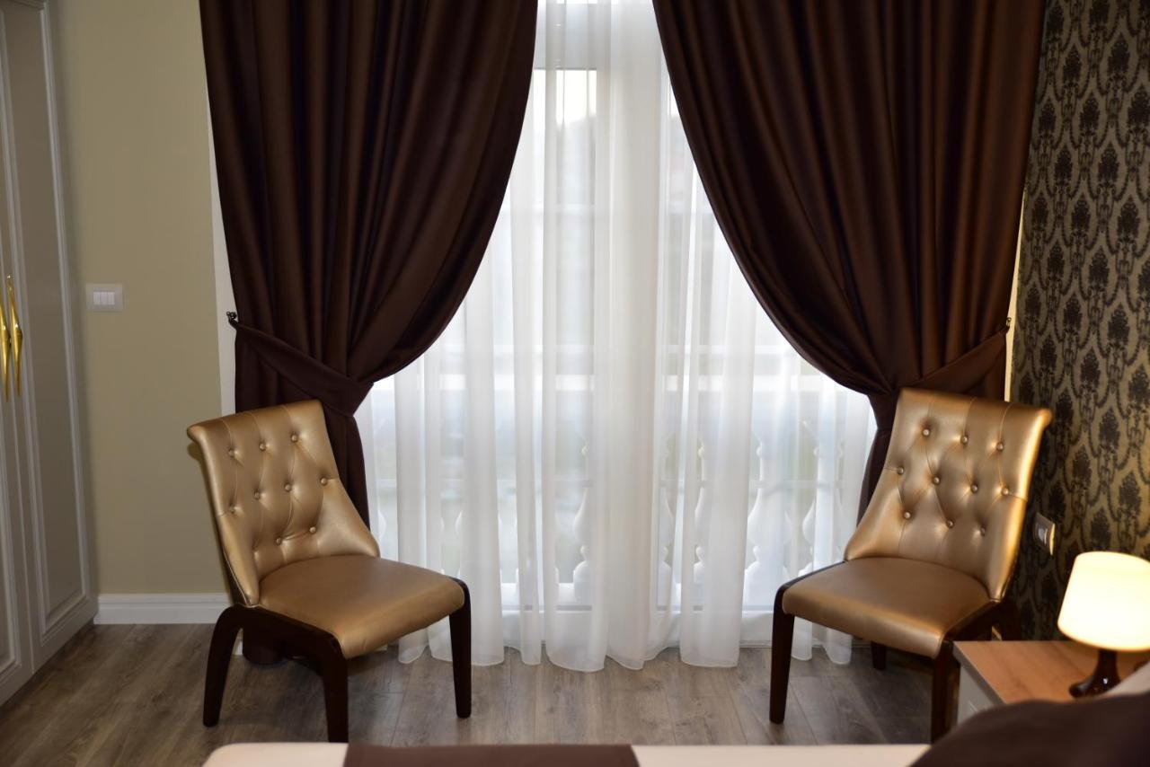 The King Resort Bërxull エクステリア 写真
