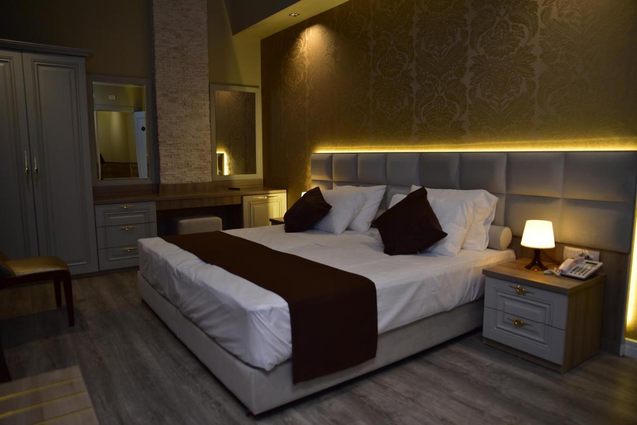 The King Resort Bërxull エクステリア 写真