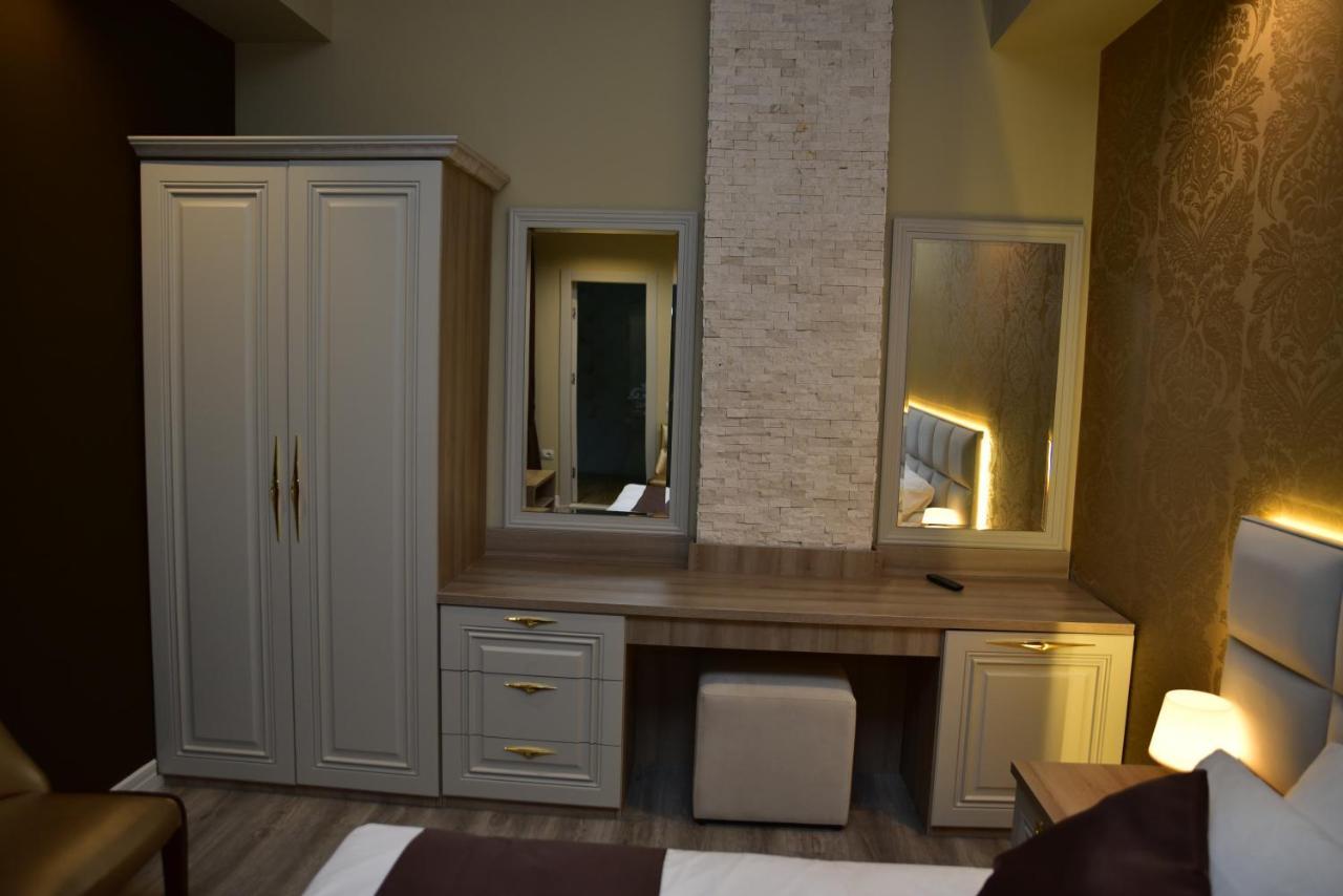 The King Resort Bërxull エクステリア 写真